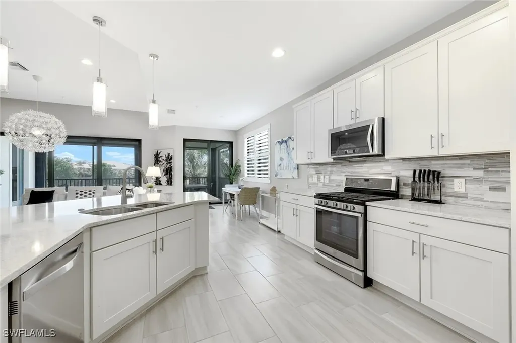 2185 Frangipani Circle Naples FL 34120