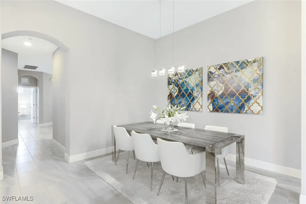 2185 Frangipani Circle Naples FL 34120