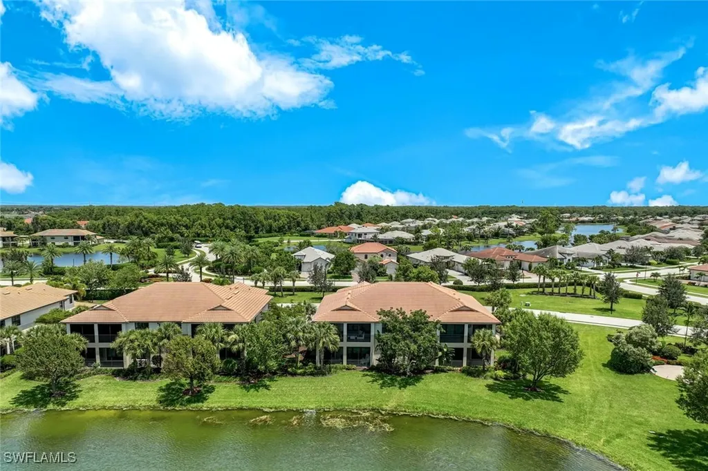 2185 Frangipani Circle Naples FL 34120