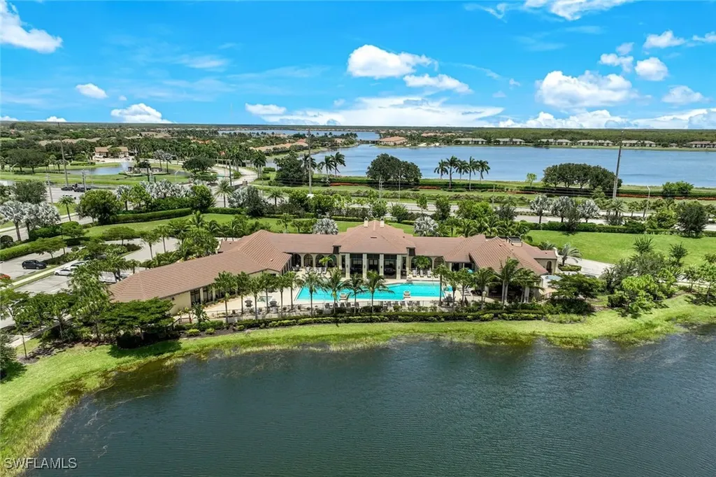 2185 Frangipani Circle Naples FL 34120