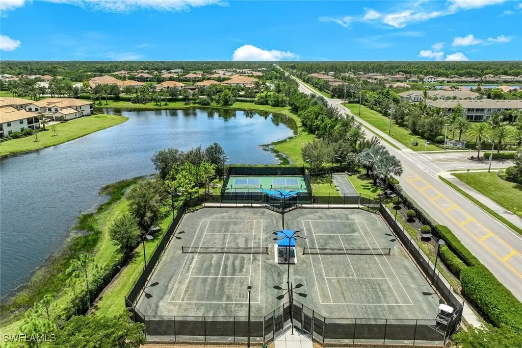 2185 Frangipani Circle Naples FL 34120