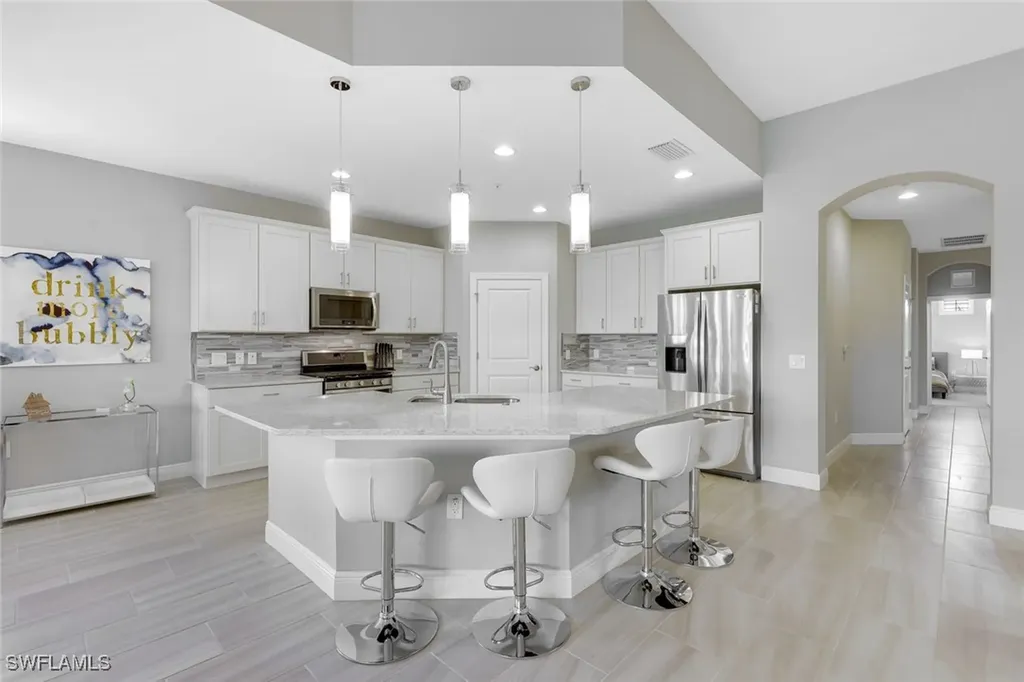 2185 Frangipani Circle Naples FL 34120