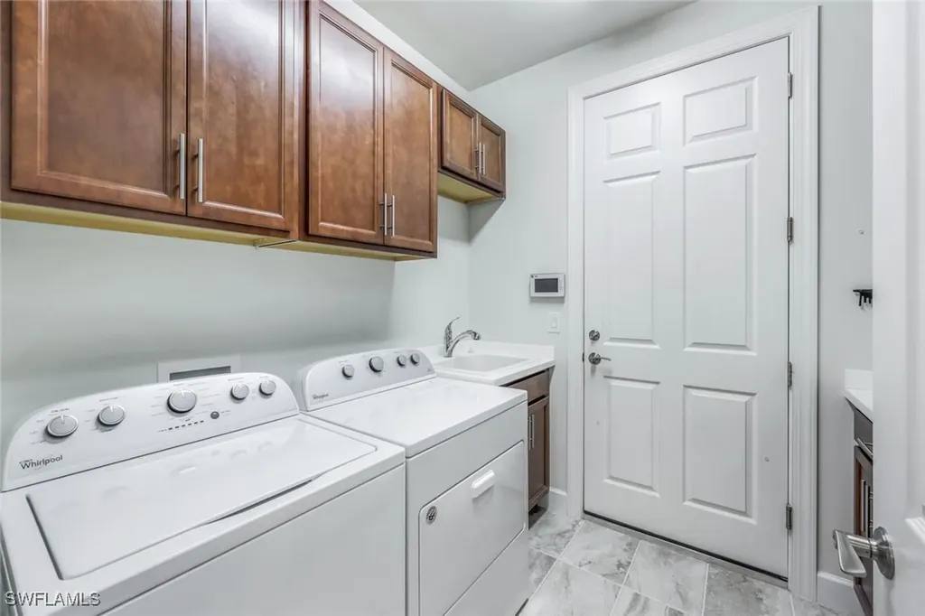 9335 Surfbird Court Naples FL 34120