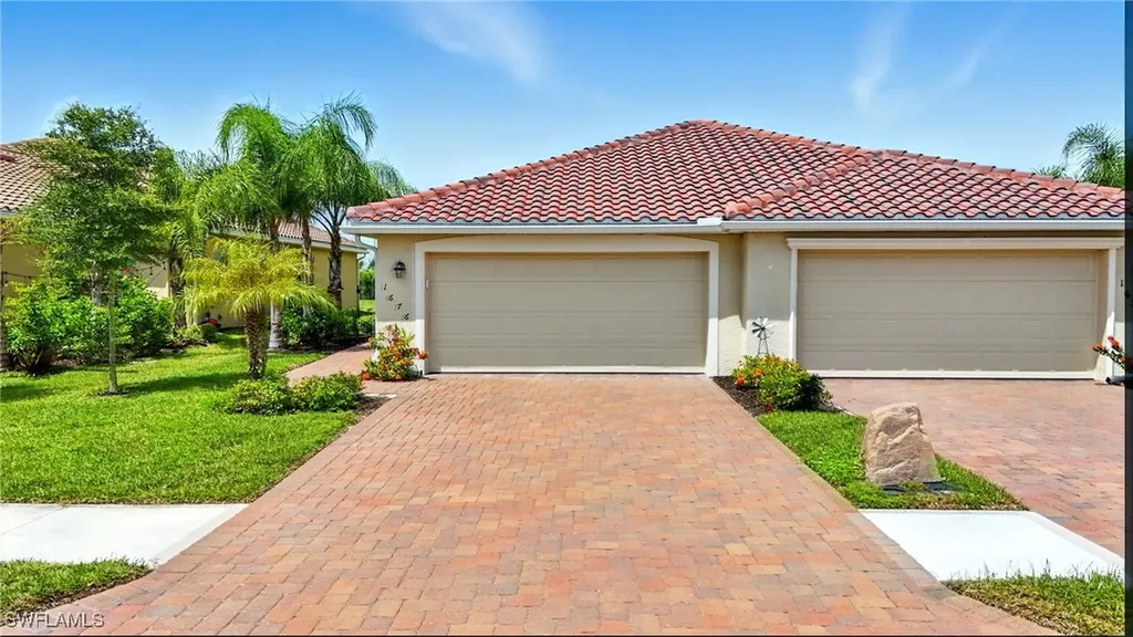 1676 Alameda Drive Naples FL 34120