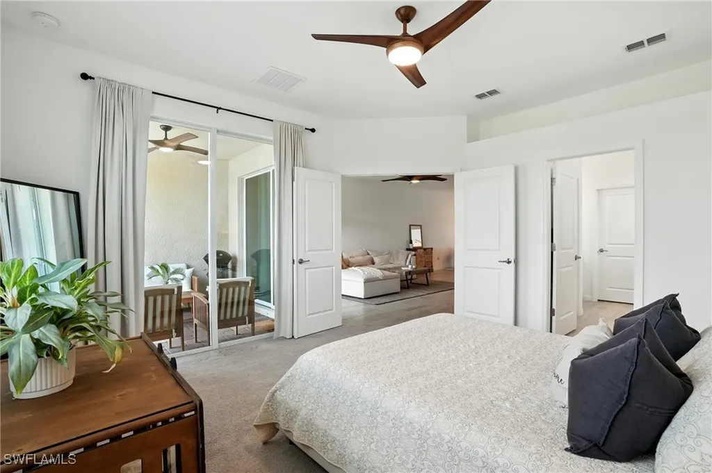 1676 Alameda Drive Naples FL 34120