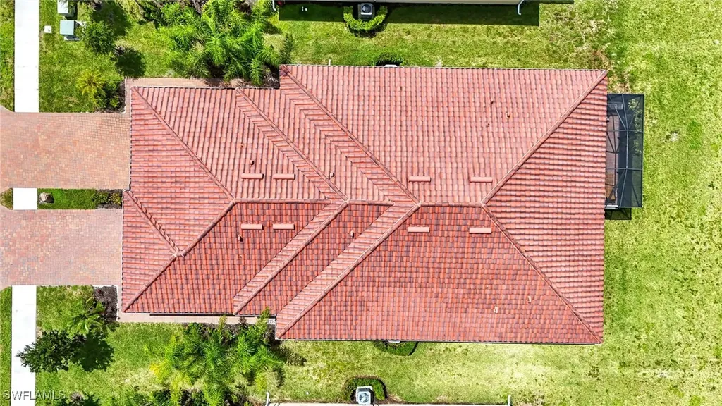 1676 Alameda Drive Naples FL 34120