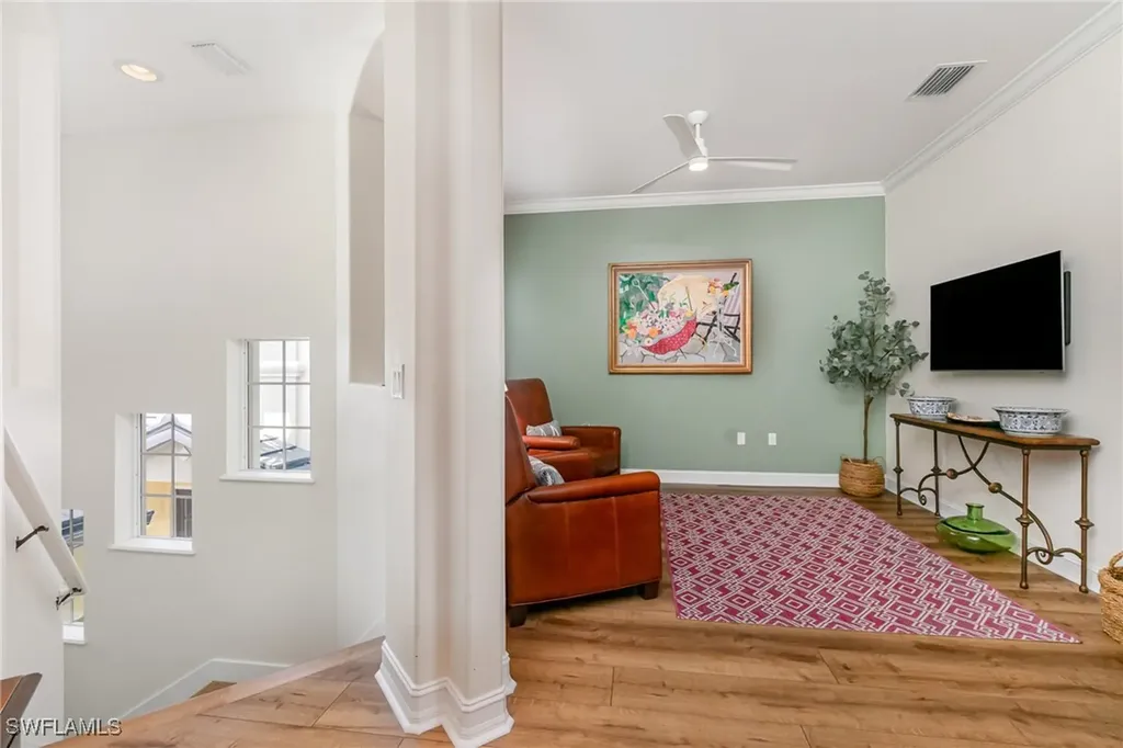 2001 Tarpon Bay Drive N Naples FL 34119