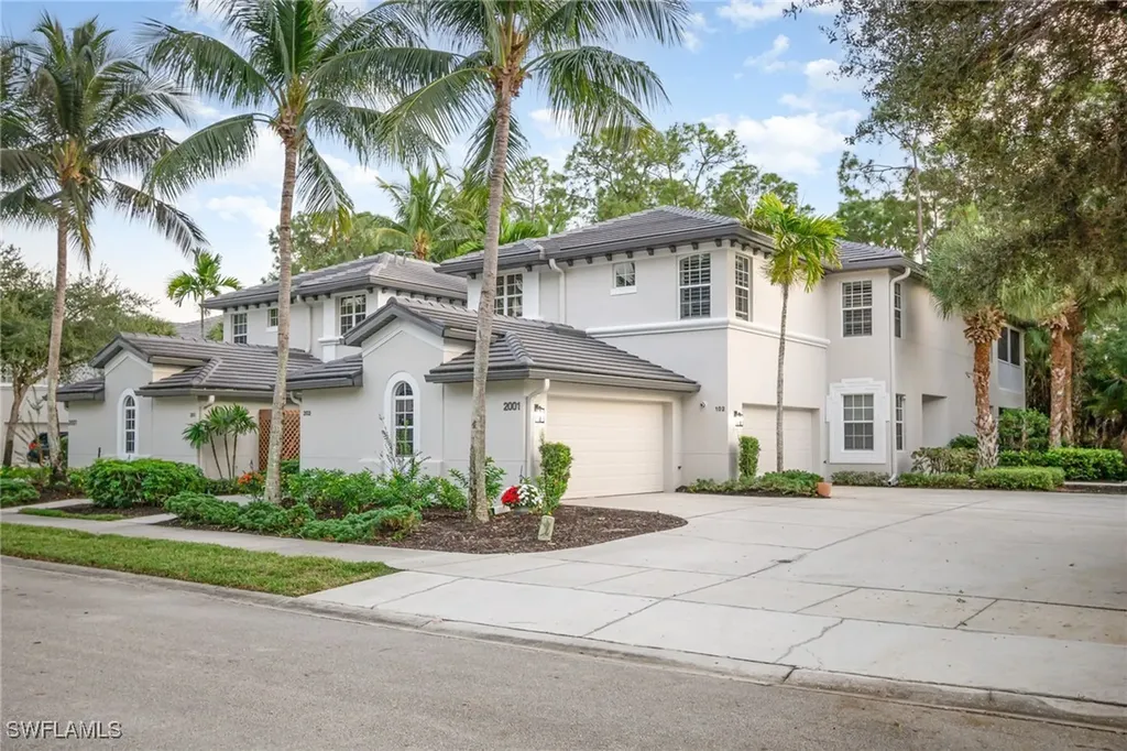 2001 Tarpon Bay Drive N Naples FL 34119