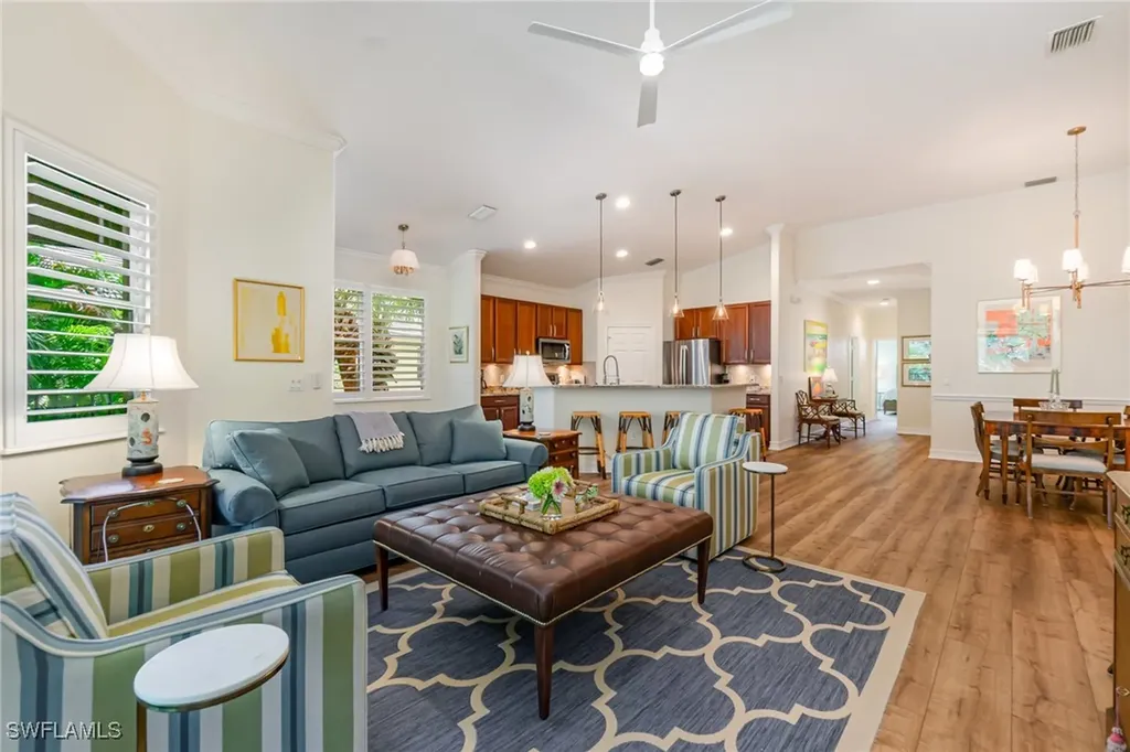 2001 Tarpon Bay Drive N Naples FL 34119