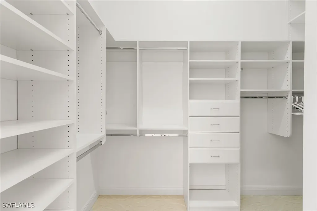 5962 Hammock Isle Circle Naples FL 34119