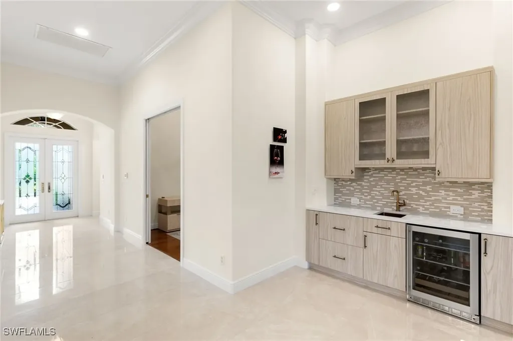 5962 Hammock Isle Circle Naples FL 34119