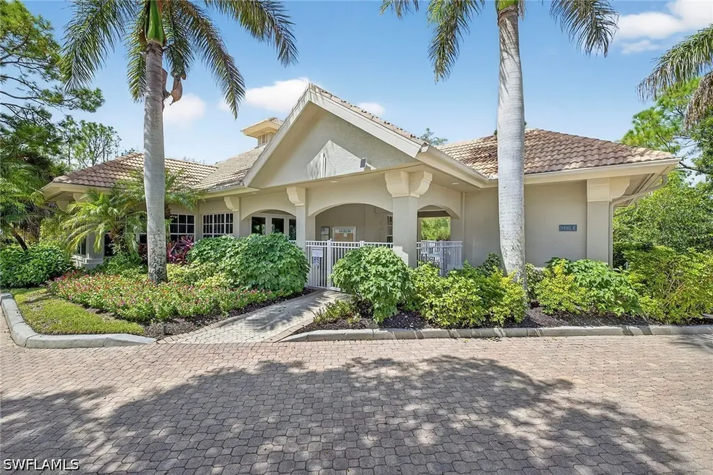 14595 Glen Eden Drive Naples FL 34110