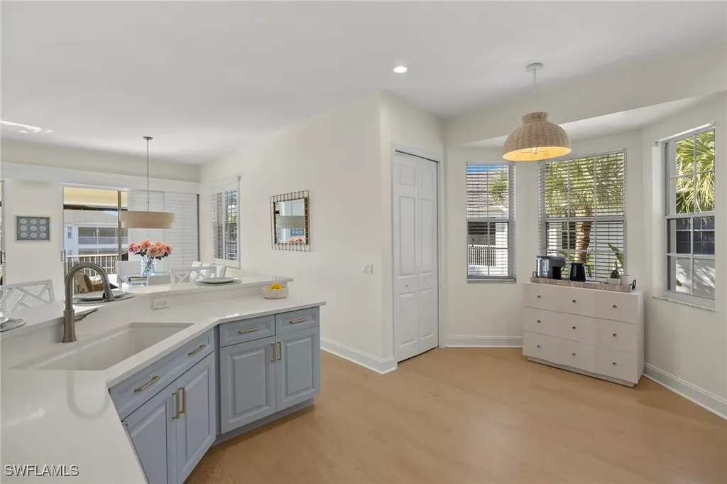 5065 Yacht Harbor Drive Naples FL 34112