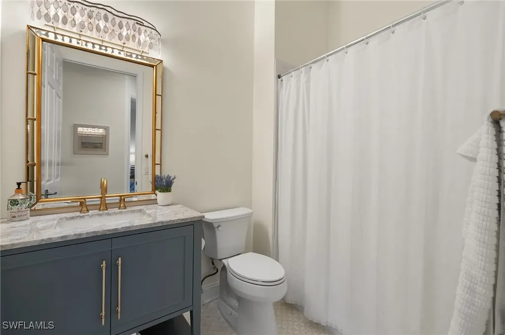 5065 Yacht Harbor Drive Naples FL 34112