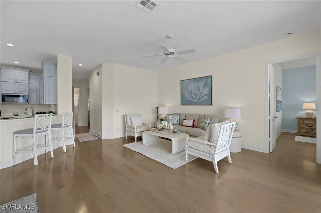 5065 Yacht Harbor Drive Naples FL 34112