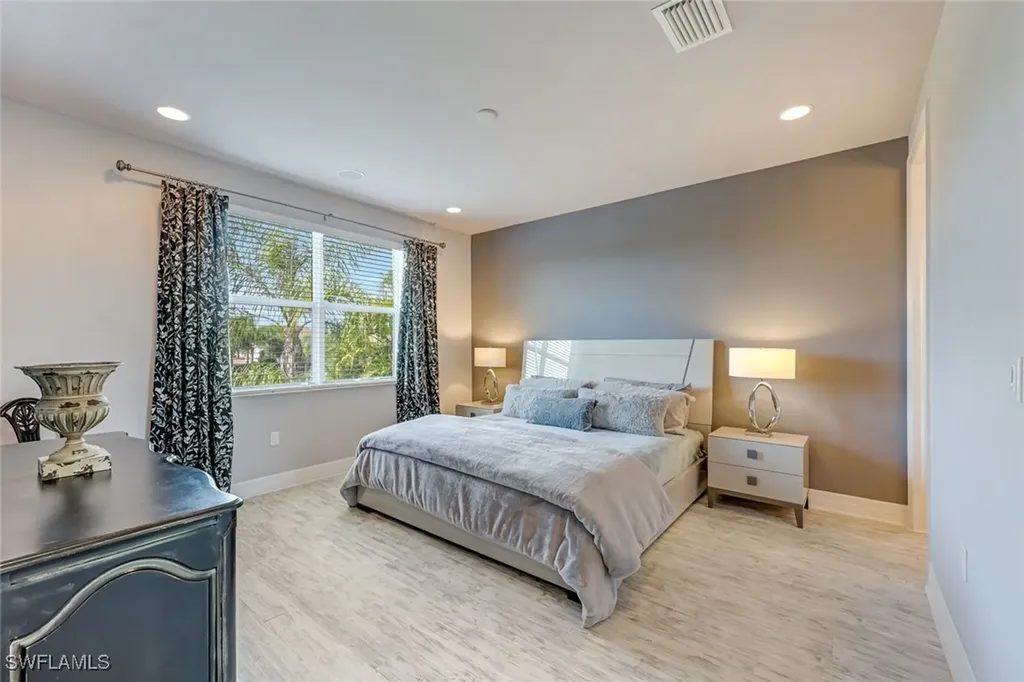 6582 Monterey Point Naples FL 34105