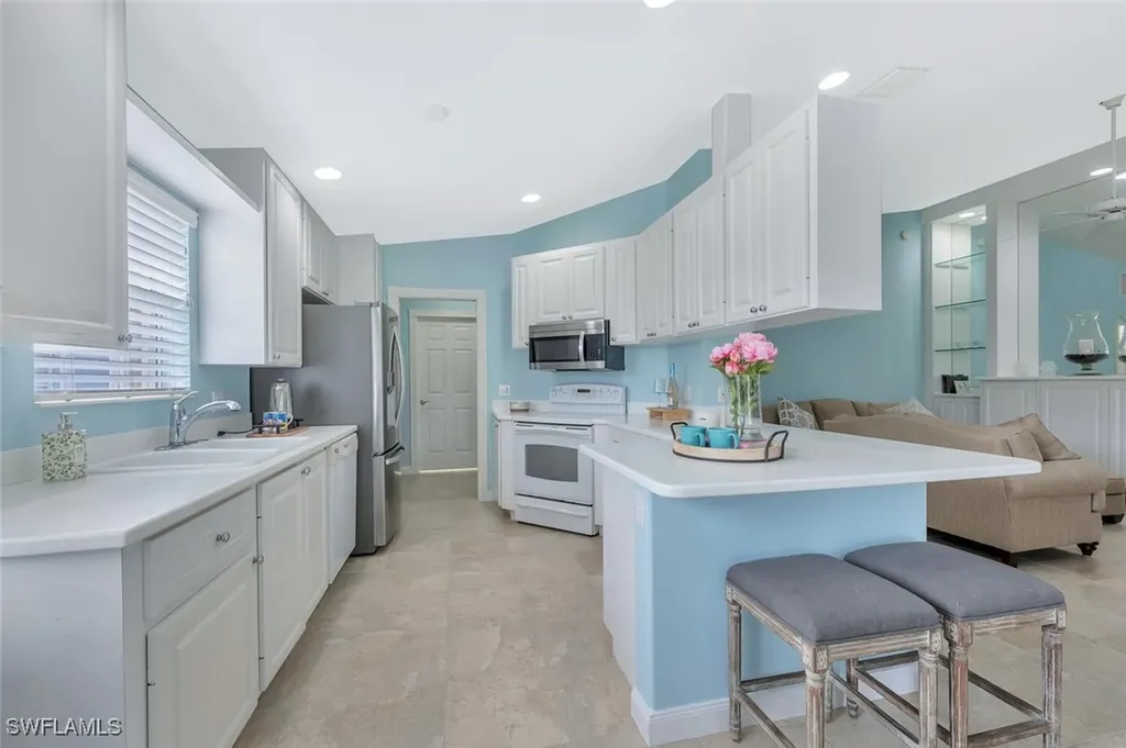 8165 Xenia Lane Naples FL 34114