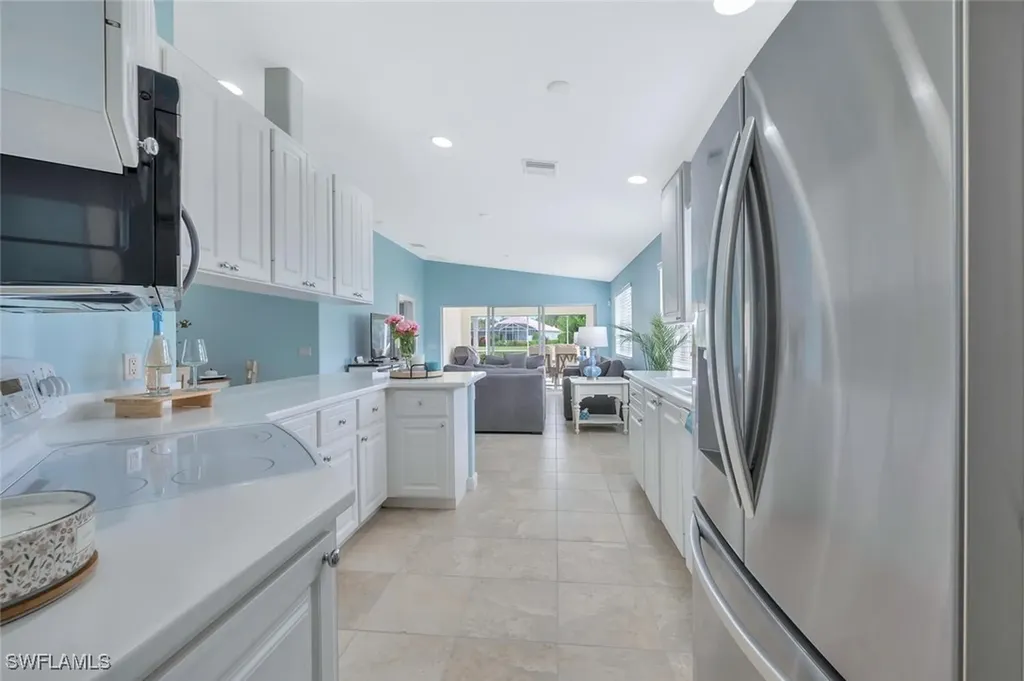 8165 Xenia Lane Naples FL 34114