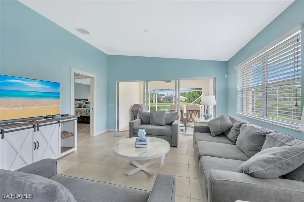 8165 Xenia Lane Naples FL 34114