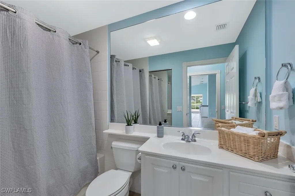 8165 Xenia Lane Naples FL 34114