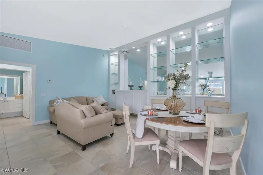8165 Xenia Lane Naples FL 34114