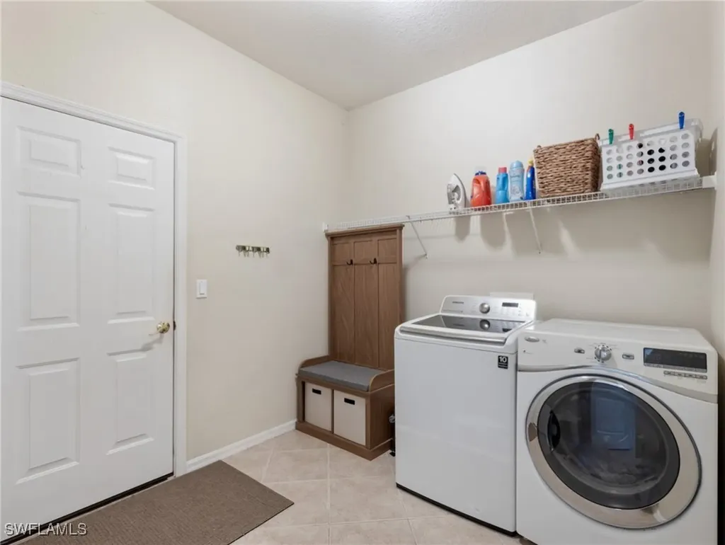 20081 Serre Drive Estero FL 33928