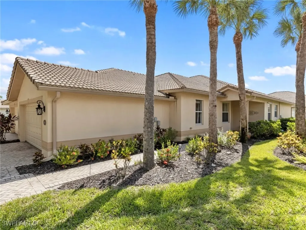 20081 Serre Drive Estero FL 33928