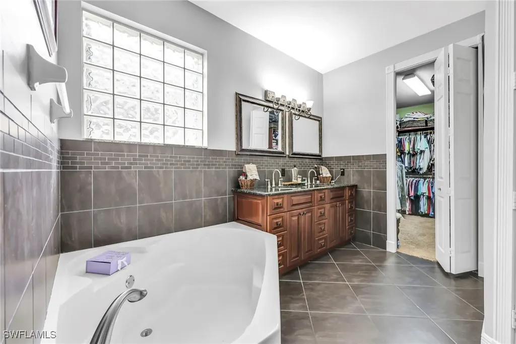 28315 Hidden Lake Drive Bonita Springs FL 34134