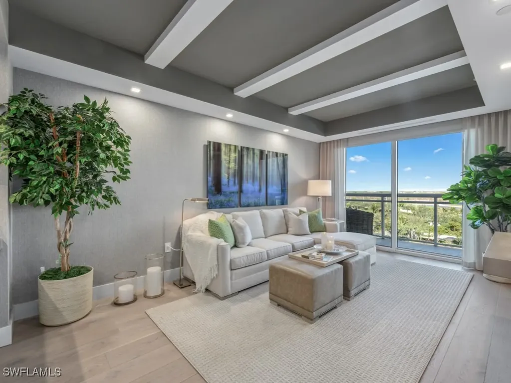 13915 Old Coast Road Naples FL 34110