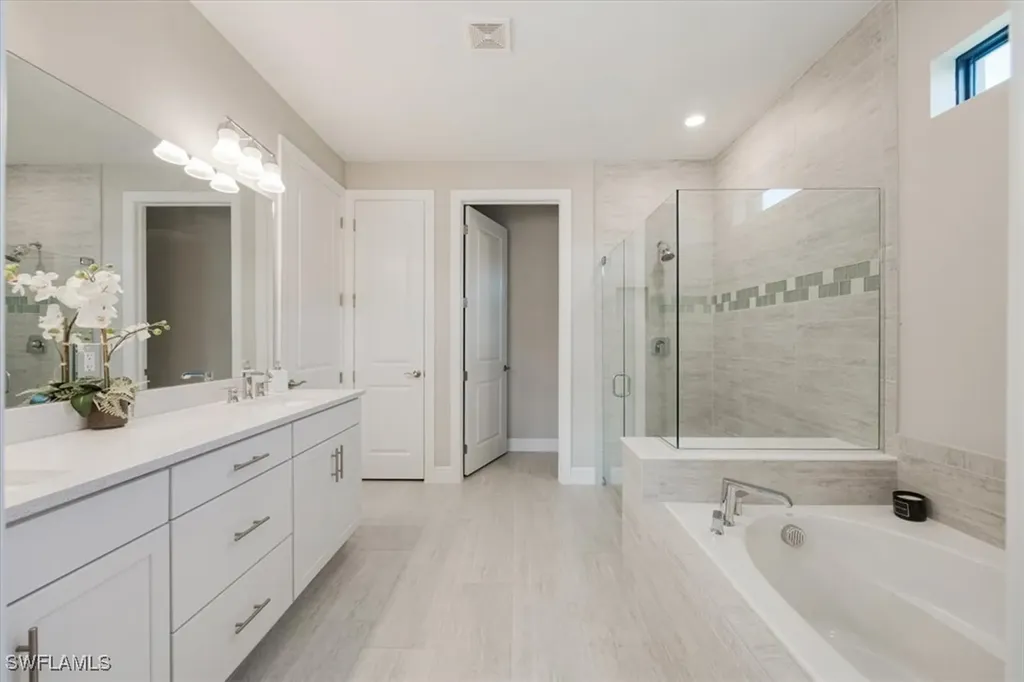 9112 Snowy Owl Way Naples FL 34120