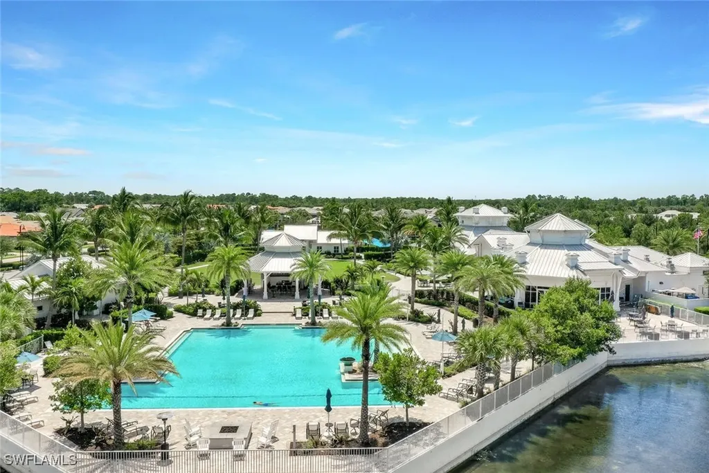 9112 Snowy Owl Way Naples FL 34120