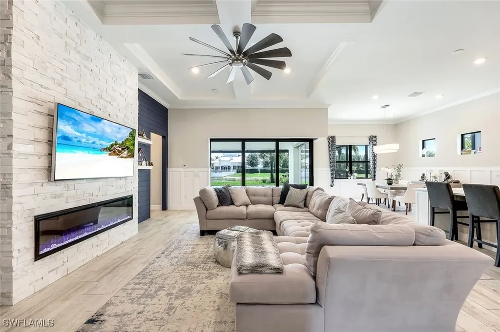 9112 Snowy Owl Way Naples FL 34120