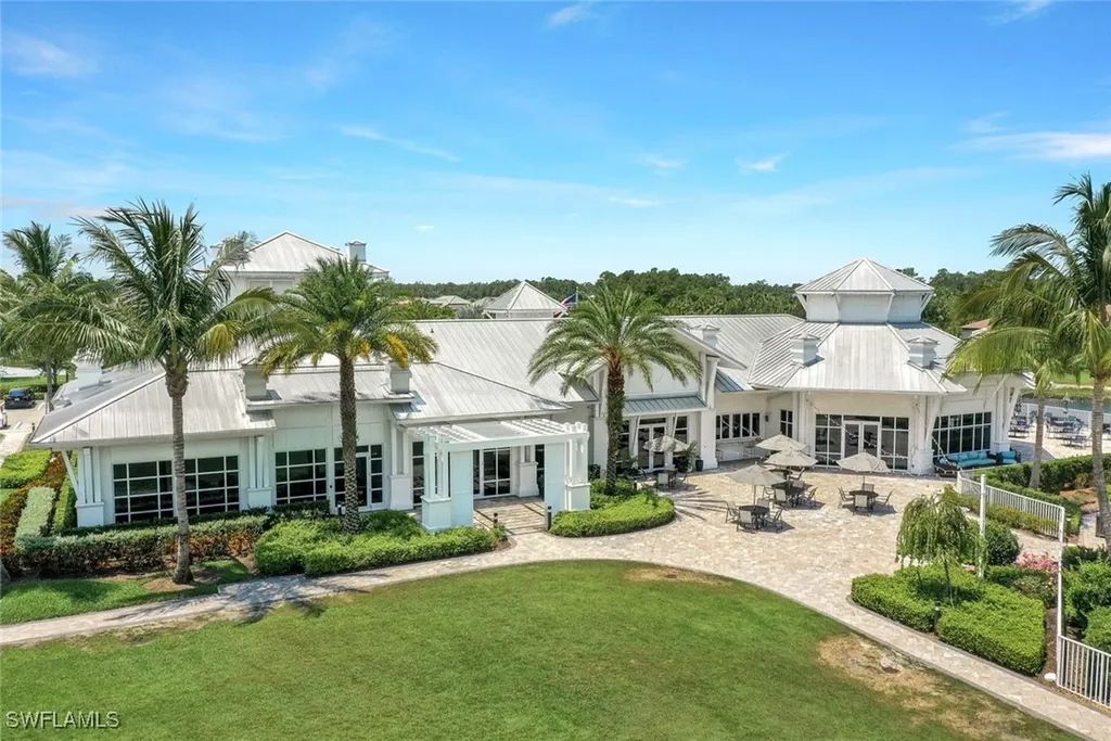 9112 Snowy Owl Way Naples FL 34120