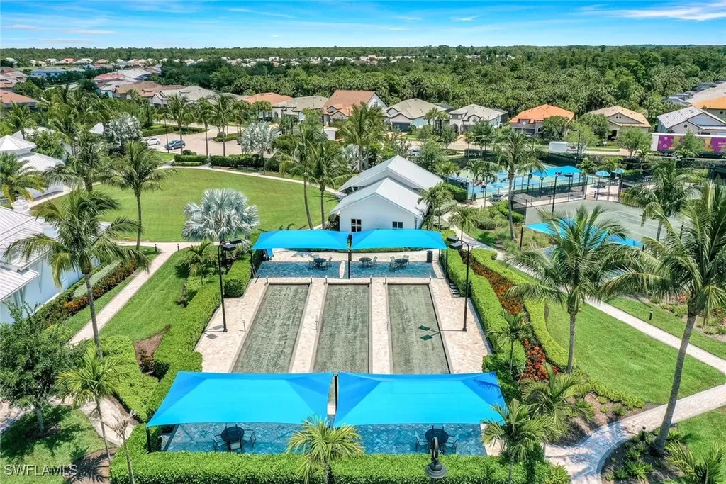 9112 Snowy Owl Way Naples FL 34120