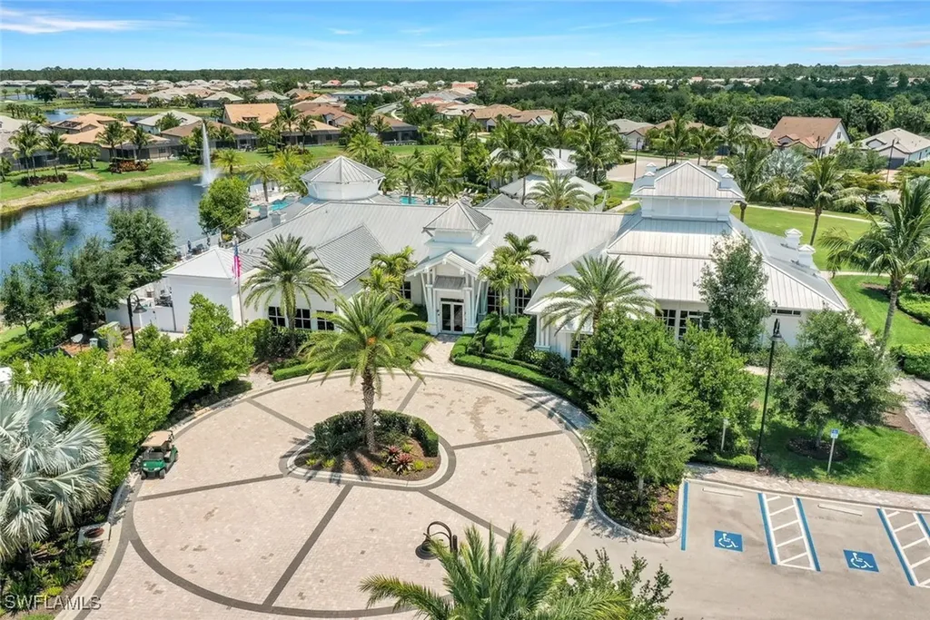 9112 Snowy Owl Way Naples FL 34120