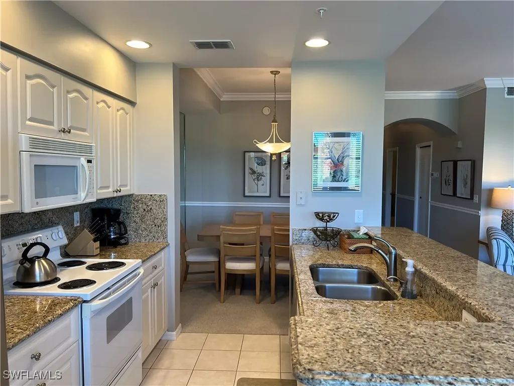 7625 Arbor Lakes Court Naples FL 34112