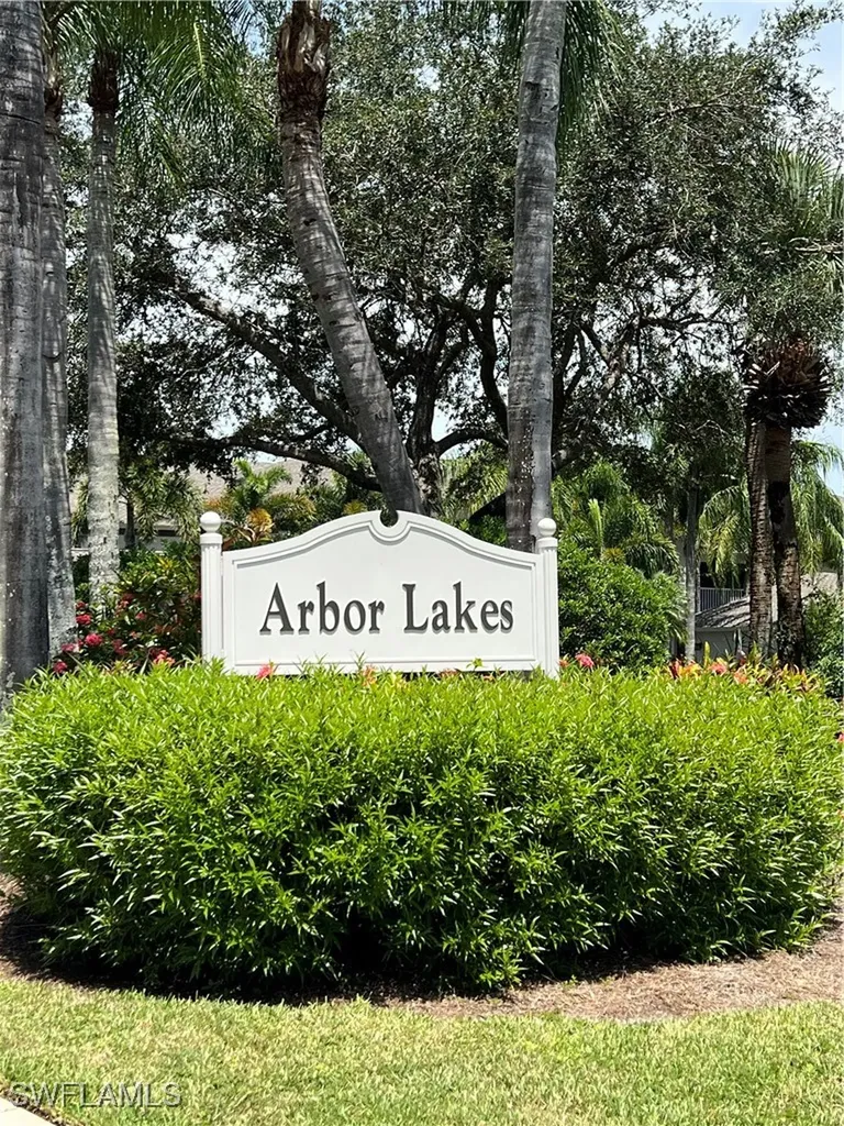 7625 Arbor Lakes Court Naples FL 34112