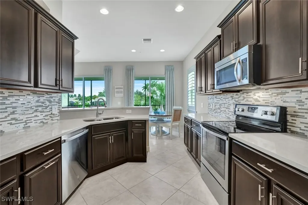 8839 Nautical Landing Circle Naples FL 34120