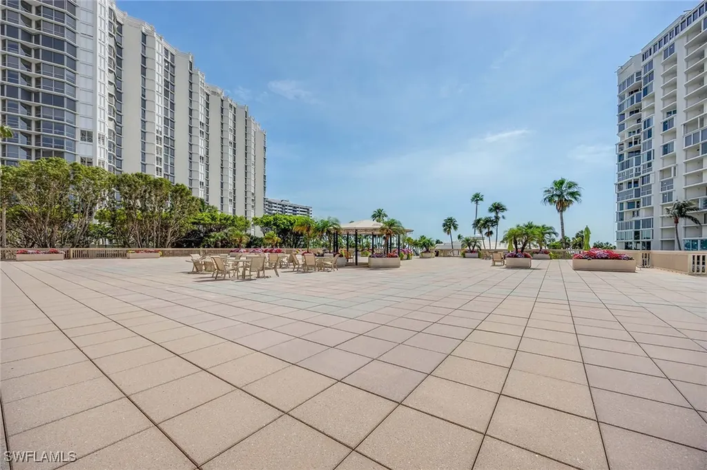 4031 Gulf Shore Boulevard N Naples FL 34103