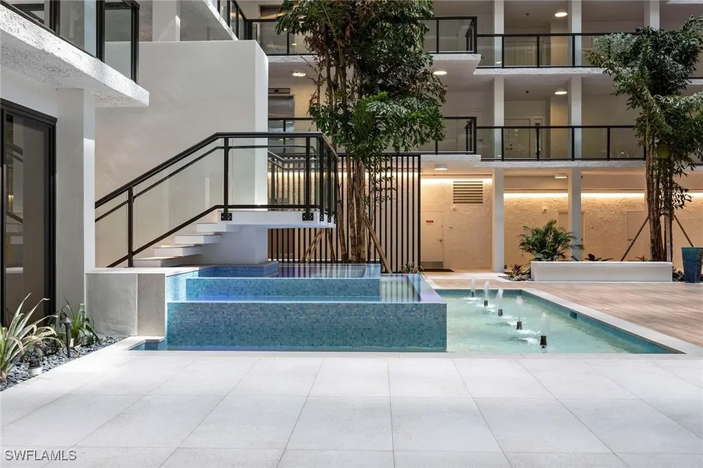 4031 Gulf Shore Boulevard N Naples FL 34103