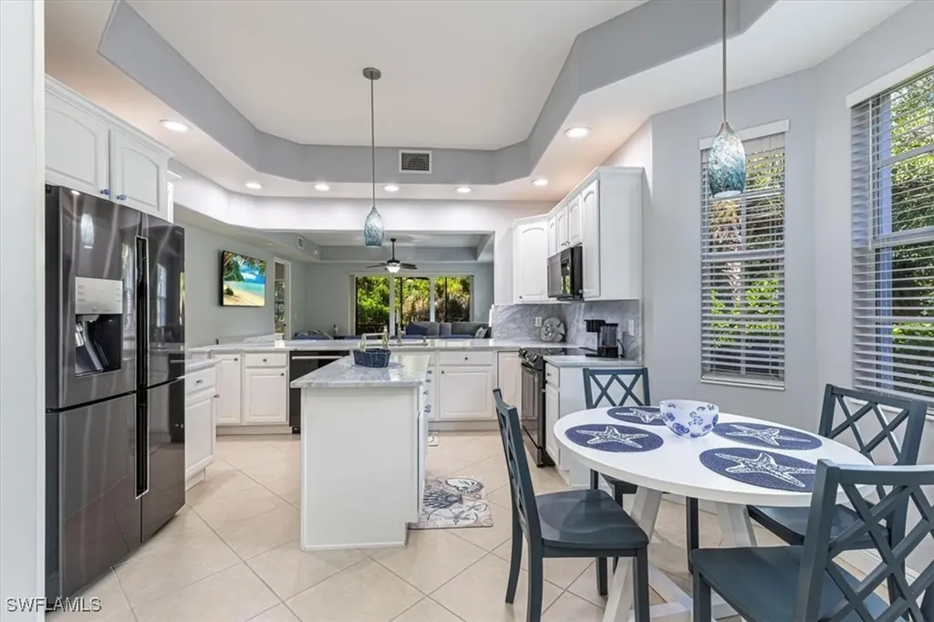 7837 Hawthorne Drive Naples FL 34113