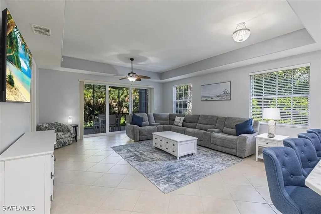 7837 Hawthorne Drive Naples FL 34113