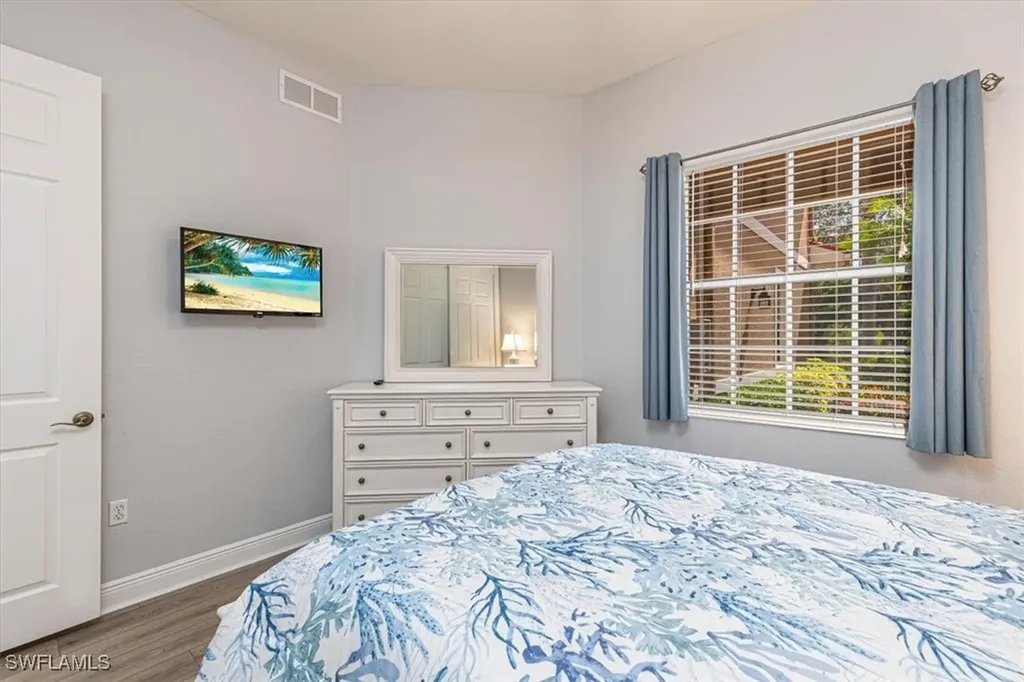7837 Hawthorne Drive Naples FL 34113