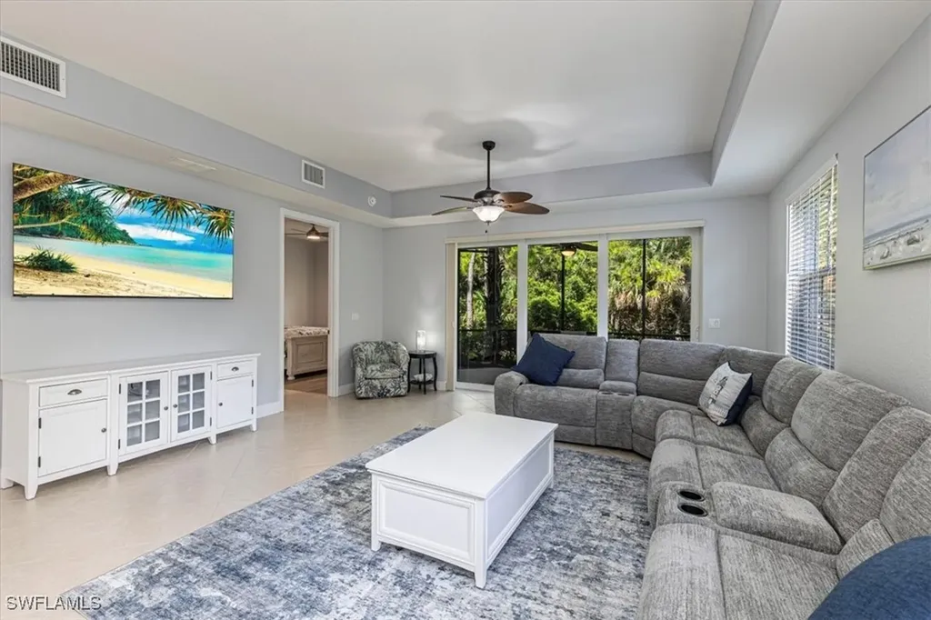 7837 Hawthorne Drive Naples FL 34113