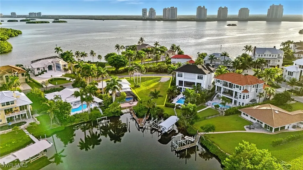 26815 Mclaughlin Boulevard Bonita Springs FL 34134