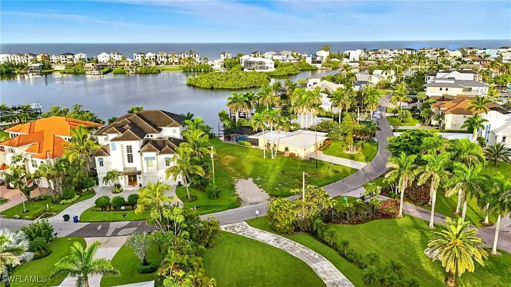 26815 Mclaughlin Boulevard Bonita Springs FL 34134