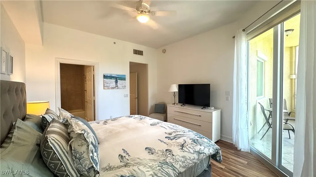 2738 Tiburon Boulevard E Naples FL 34109