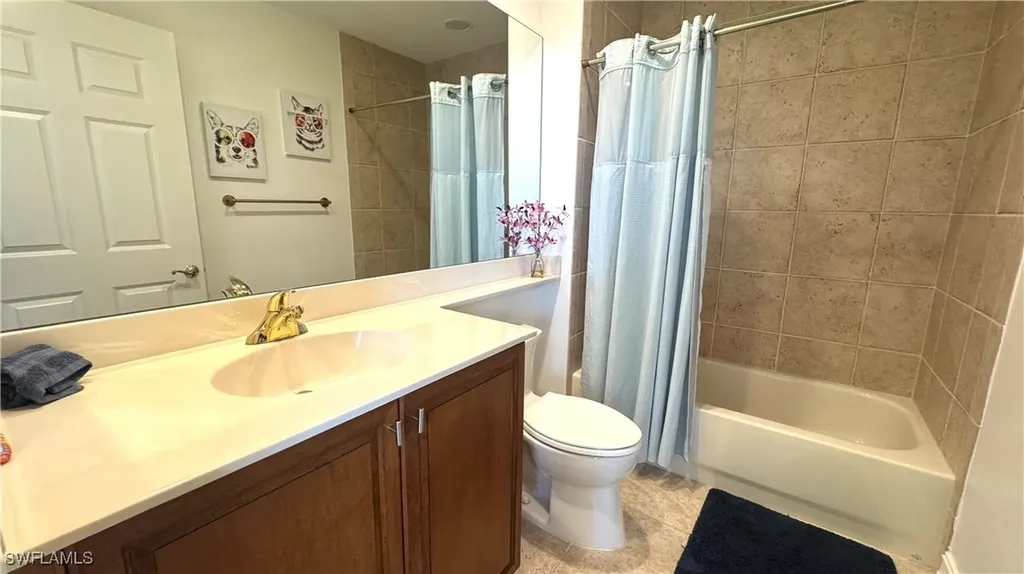 2738 Tiburon Boulevard E Naples FL 34109
