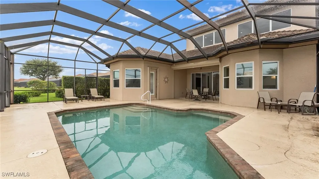6172 Dogleg Drive Naples FL 34113
