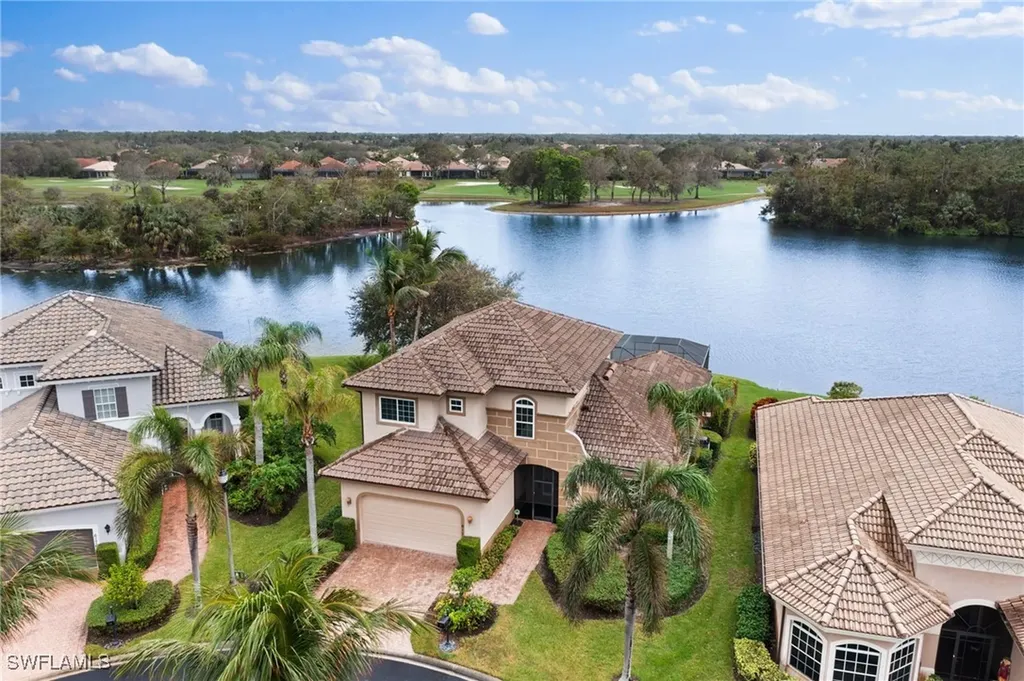 6172 Dogleg Drive Naples FL 34113